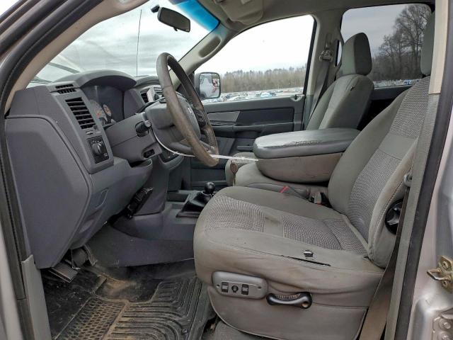 Dodge Ram 2500 St Image 7