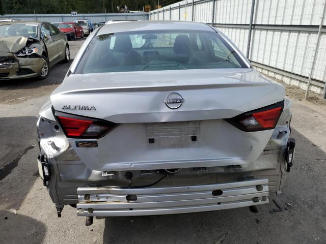 Nissan Altima S Image 7