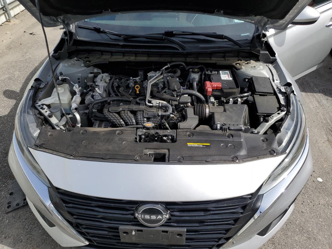 Nissan Altima S Image 12