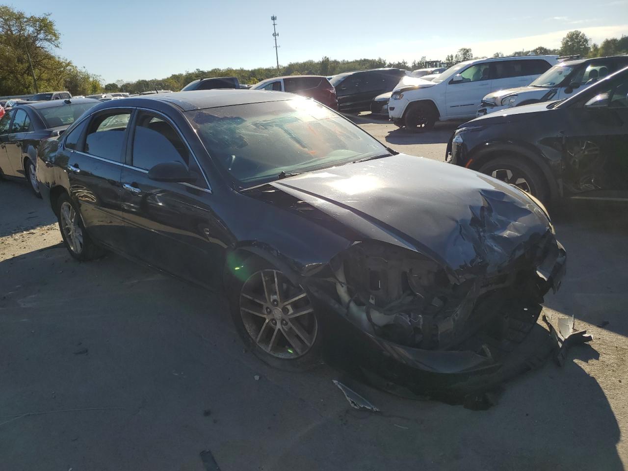 Chevrolet Impala Ltz Image 8