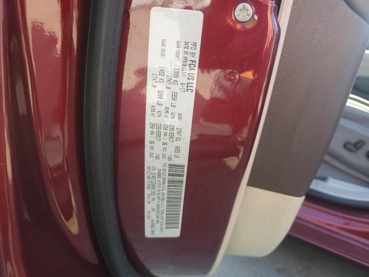 Chrysler Pacifica Touring Image 10