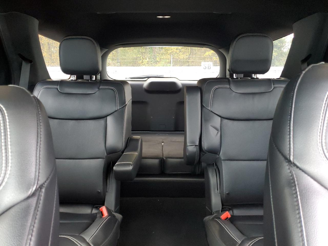 Ford Explorer St Image 11