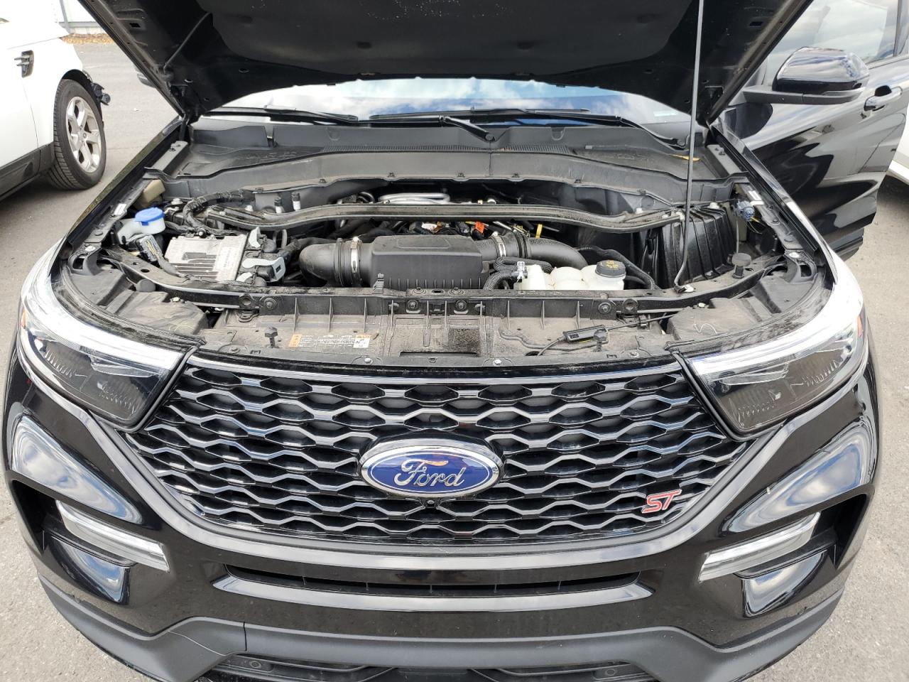 Ford Explorer St Image 4