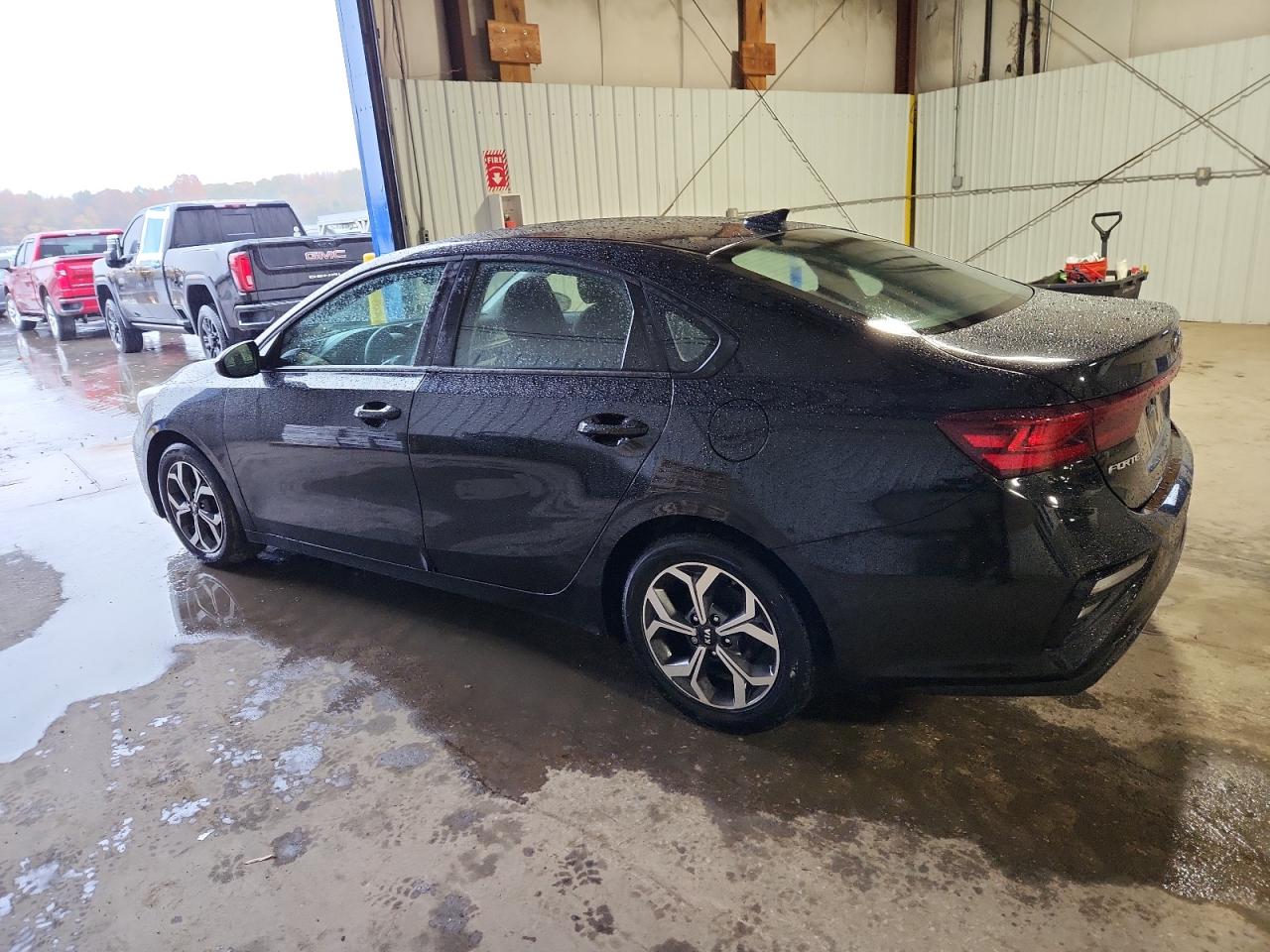 Kia Forte Fe Image 3