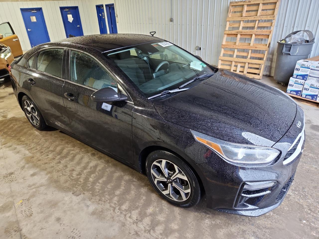 Kia Forte Fe Image 2