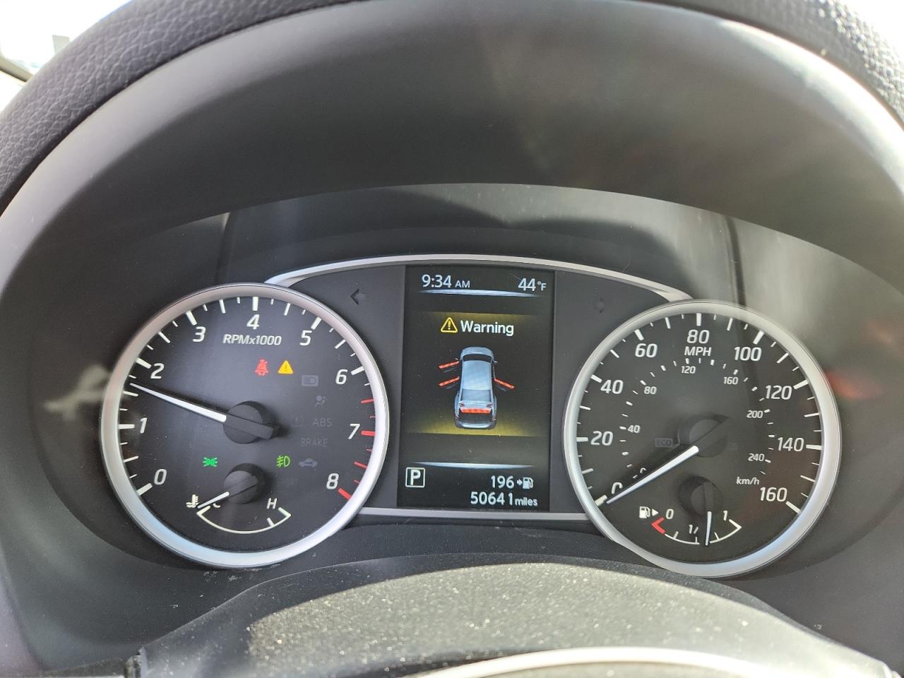 Nissan Sentra S Image 9