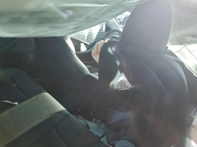 Tesla Model 3 Image 7