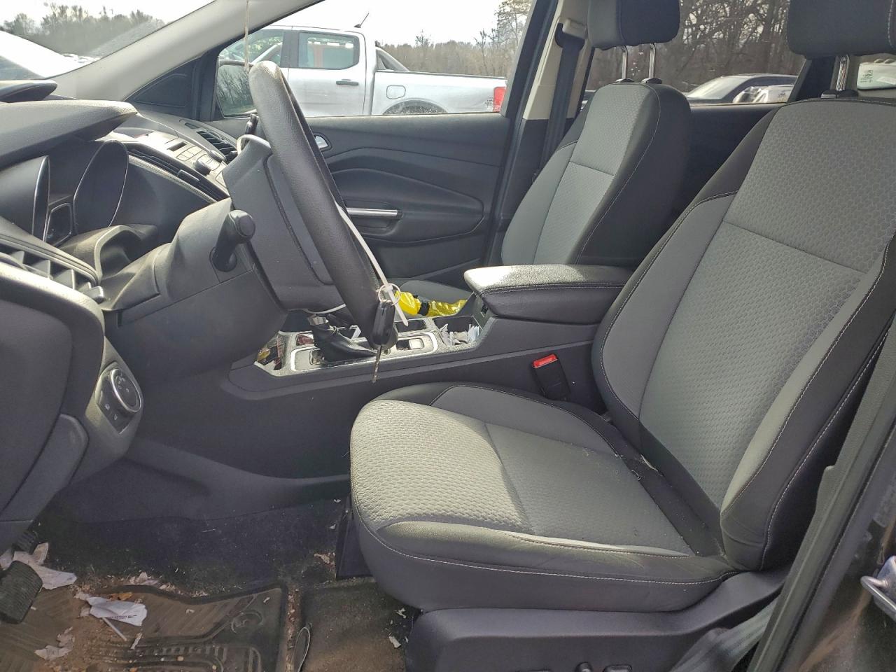 Ford Escape Se Image 8