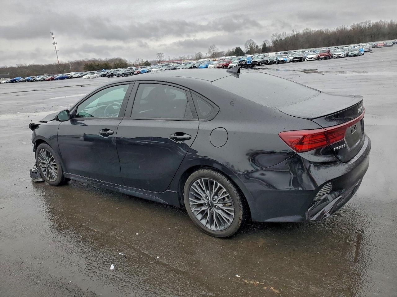 Kia Forte Gt Line Image 3