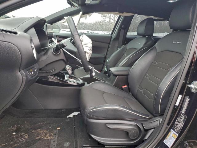 Kia Forte Gt Line Image 8