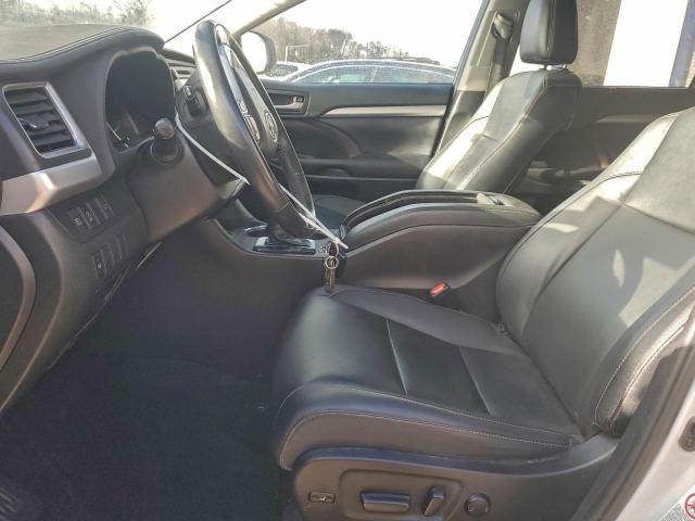 Toyota Highlander Se Image 2