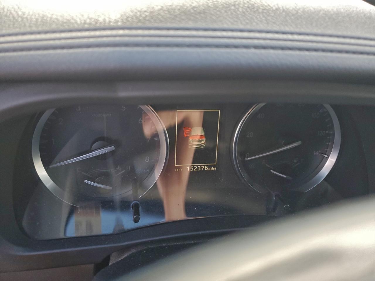 Toyota Highlander Se Image 3