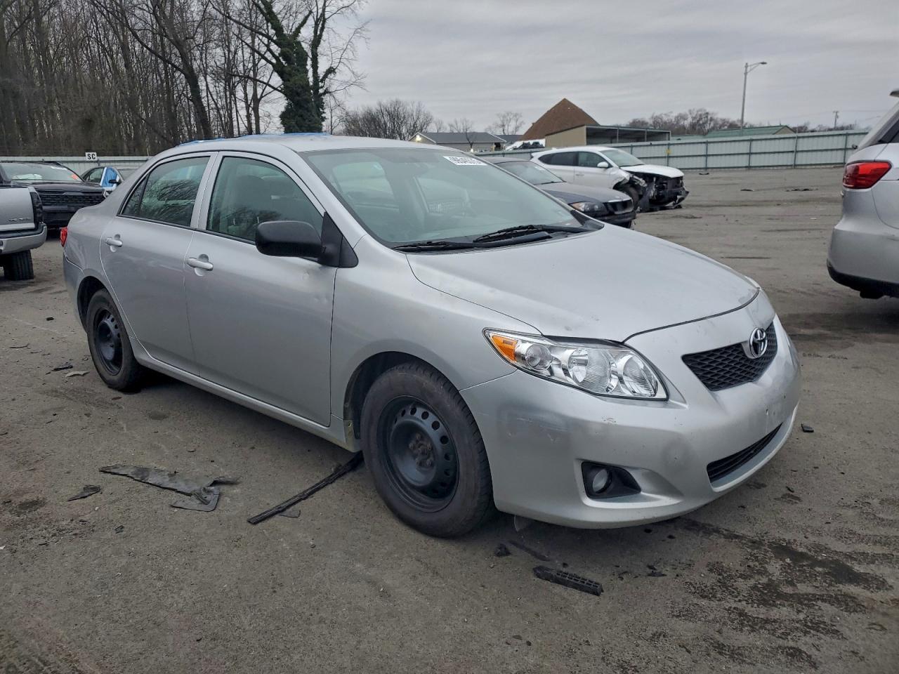 Toyota Corolla Base Image 5