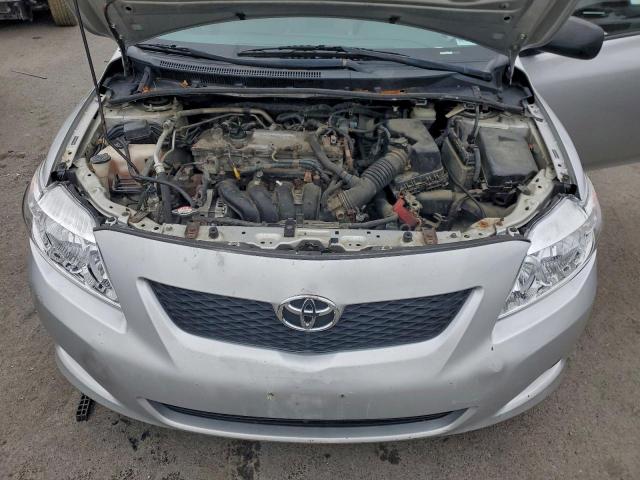 Toyota Corolla Base Image 12