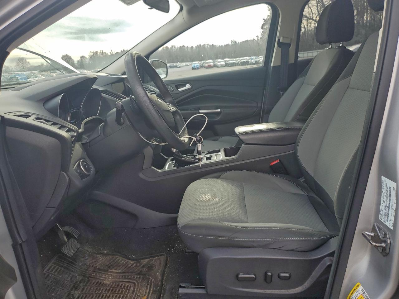 Ford Escape Se Image 2