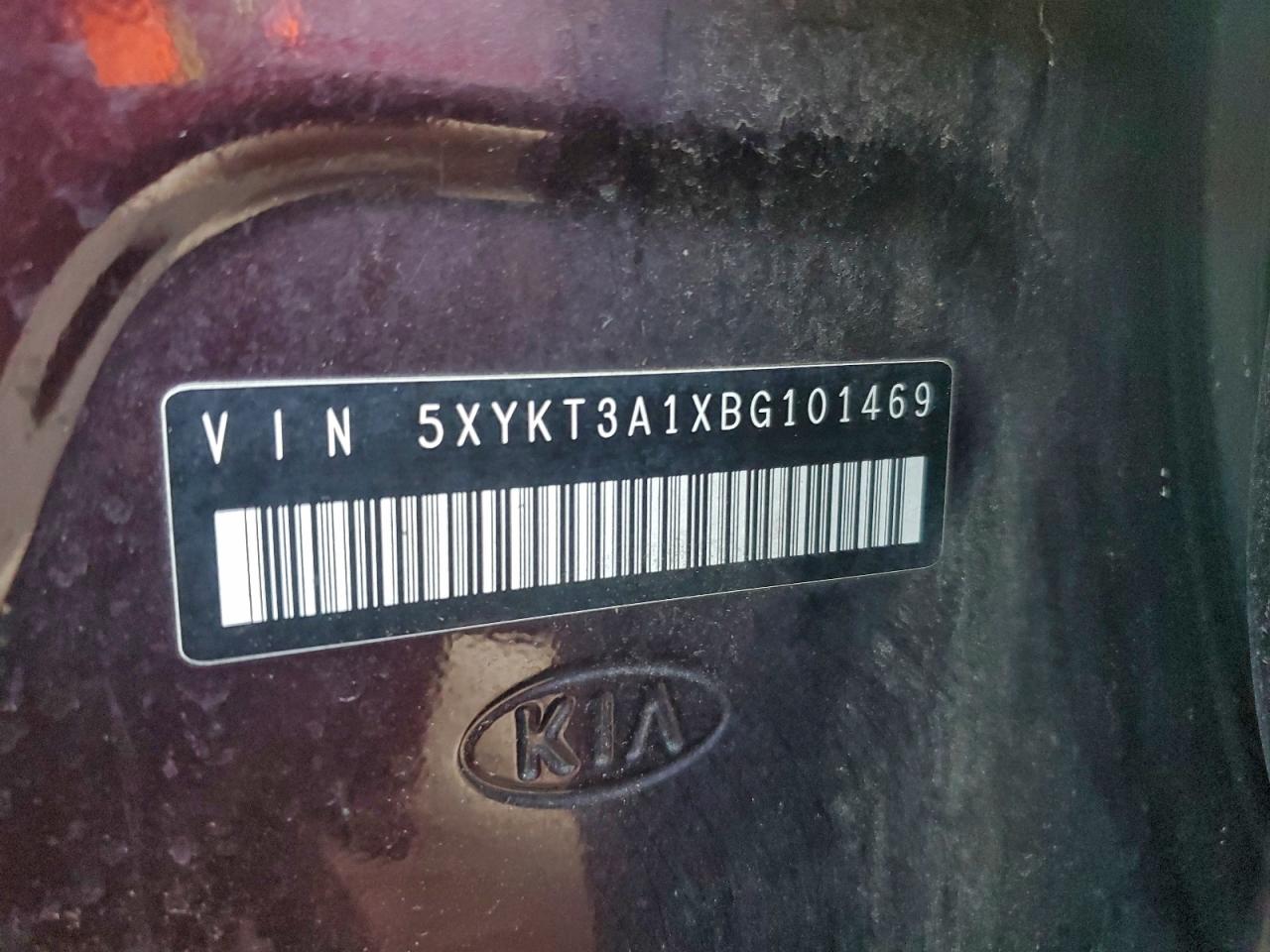 Kia Sorento Base Image 12