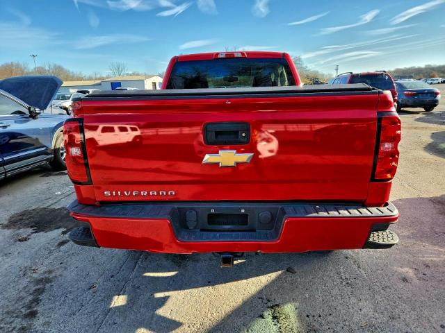 Chevrolet Silverado C1500 Custom Image 4