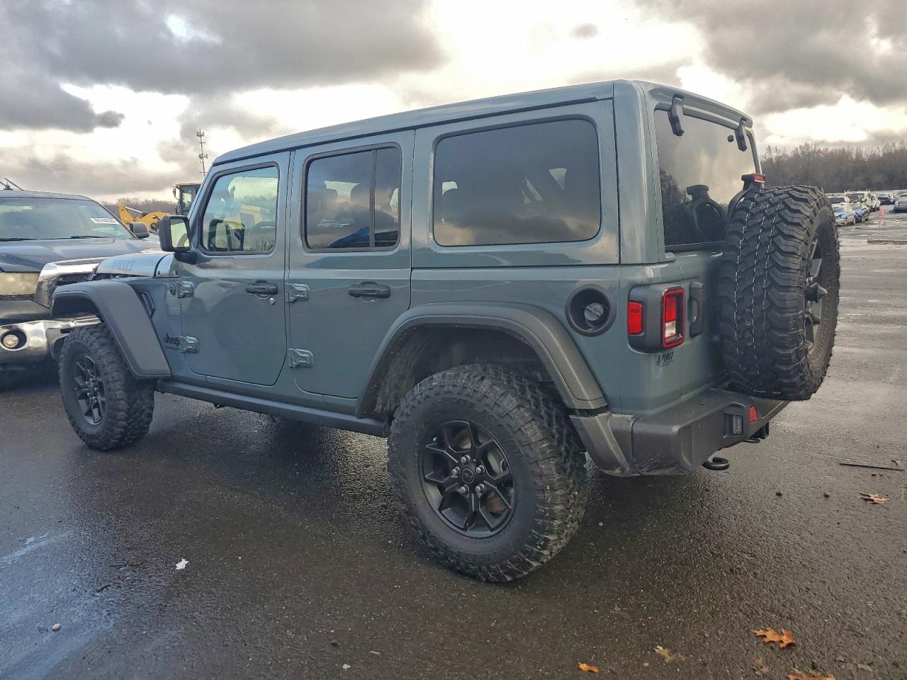 Jeep Wrangler Sport Image 2