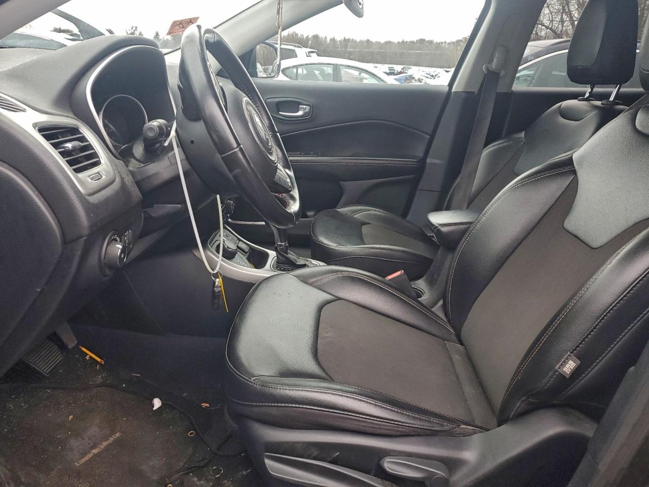 Jeep Compass Latitude Image 5