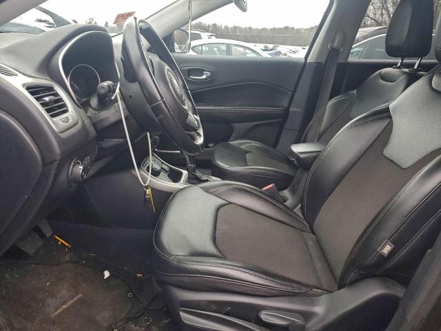 Jeep Compass Latitude Image 5