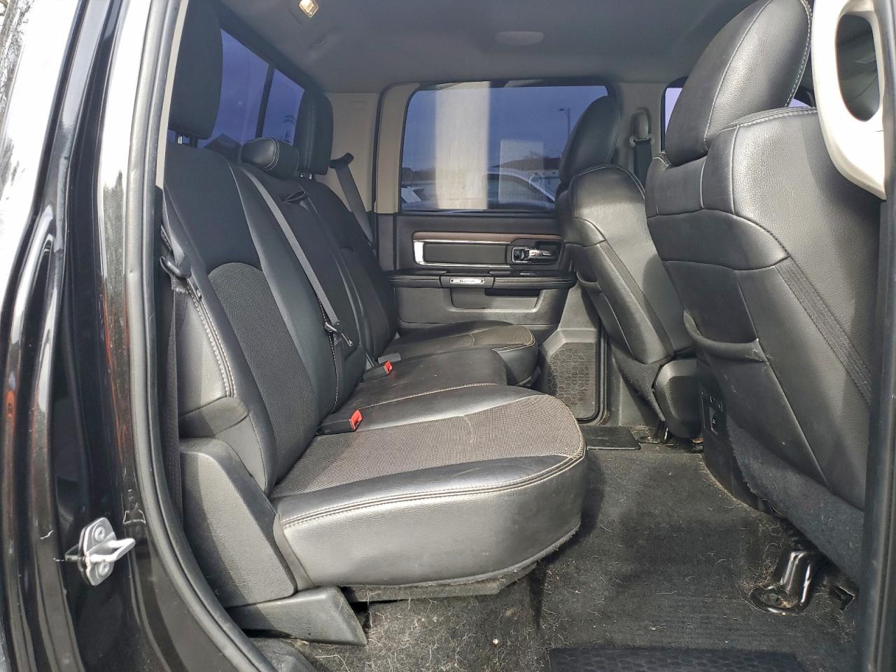 Ram 2500 Laramie Image 9