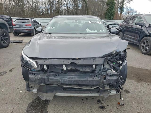 Nissan Sentra S Image 9