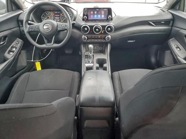 Nissan Sentra S Image 5