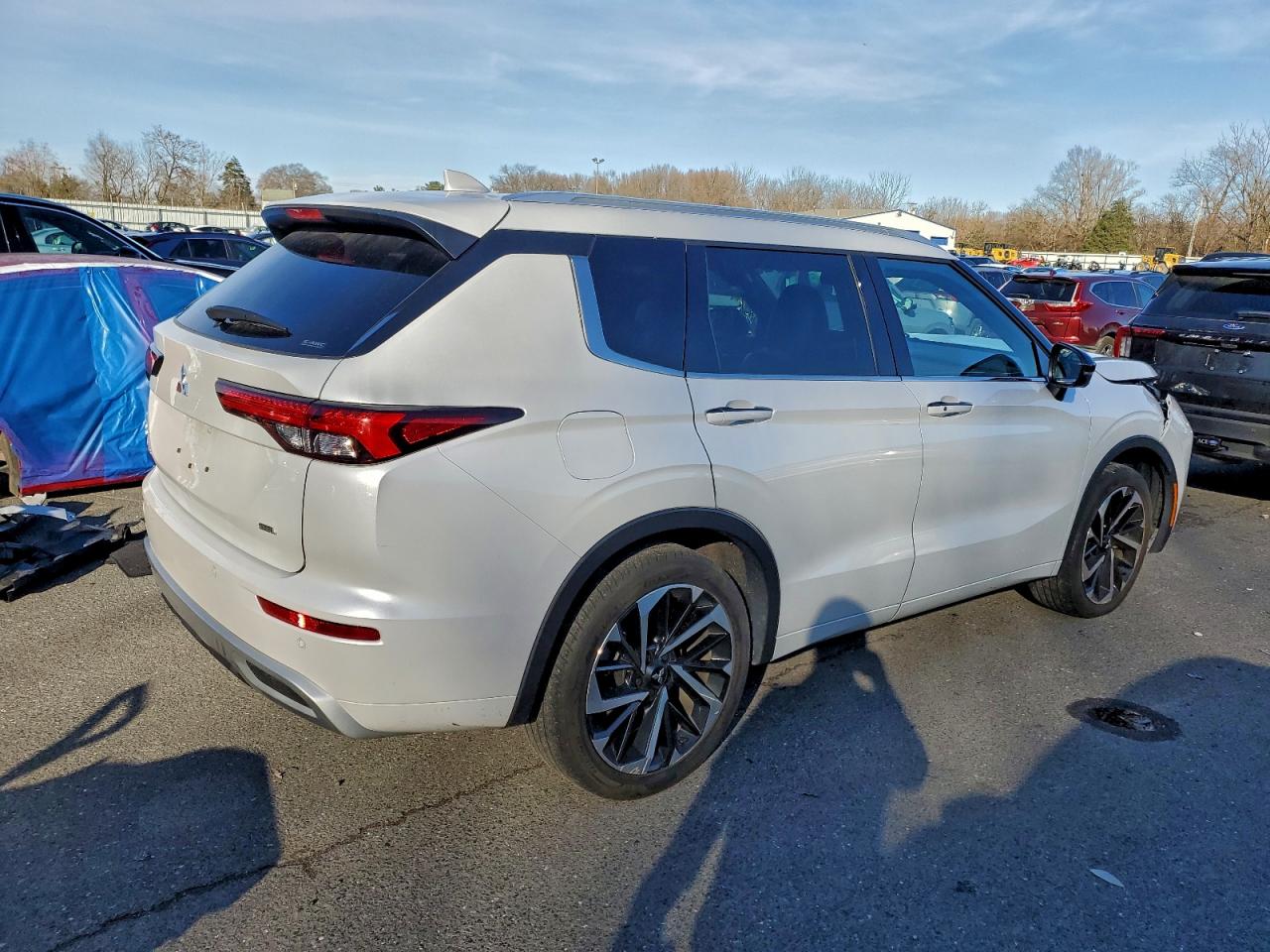 Mitsubishi Outlander Sel Image 4