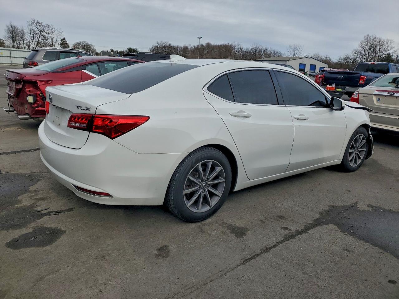 Acura TLX Image 12