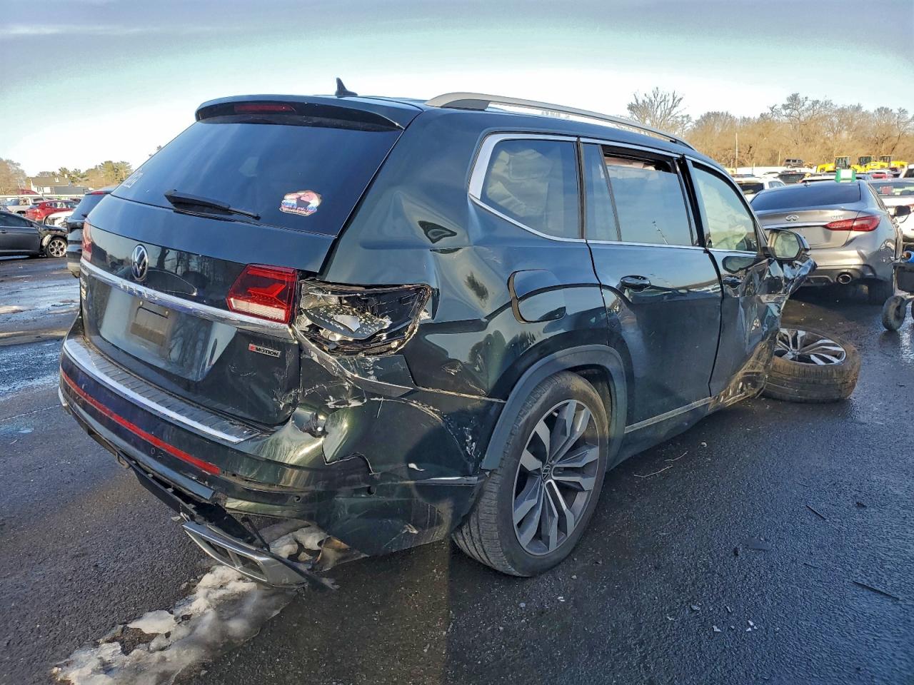 Volkswagen Atlas Sel Premium R-line Image 2