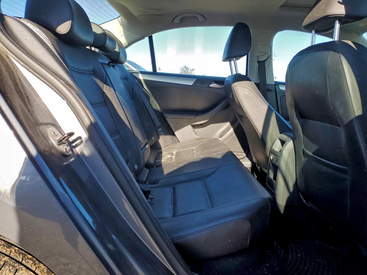 Volkswagen Jetta Se Image 6