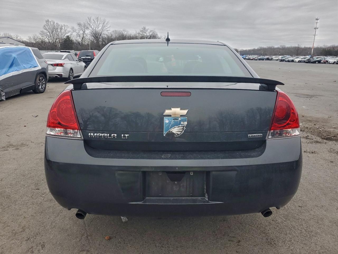 Chevrolet Impala Lt Image 2