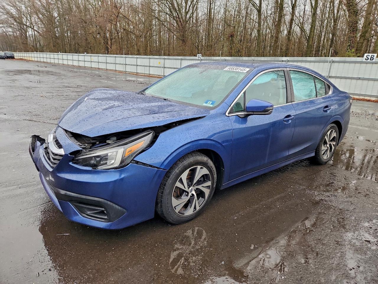 Subaru Legacy Premium Image 1