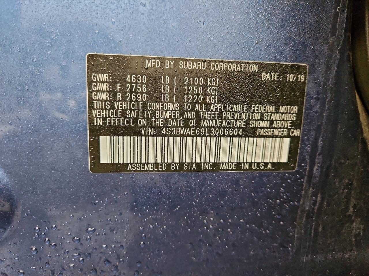 Subaru Legacy Premium Image 10