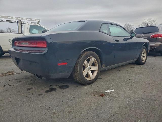 Dodge Challenger Sxt Image 7