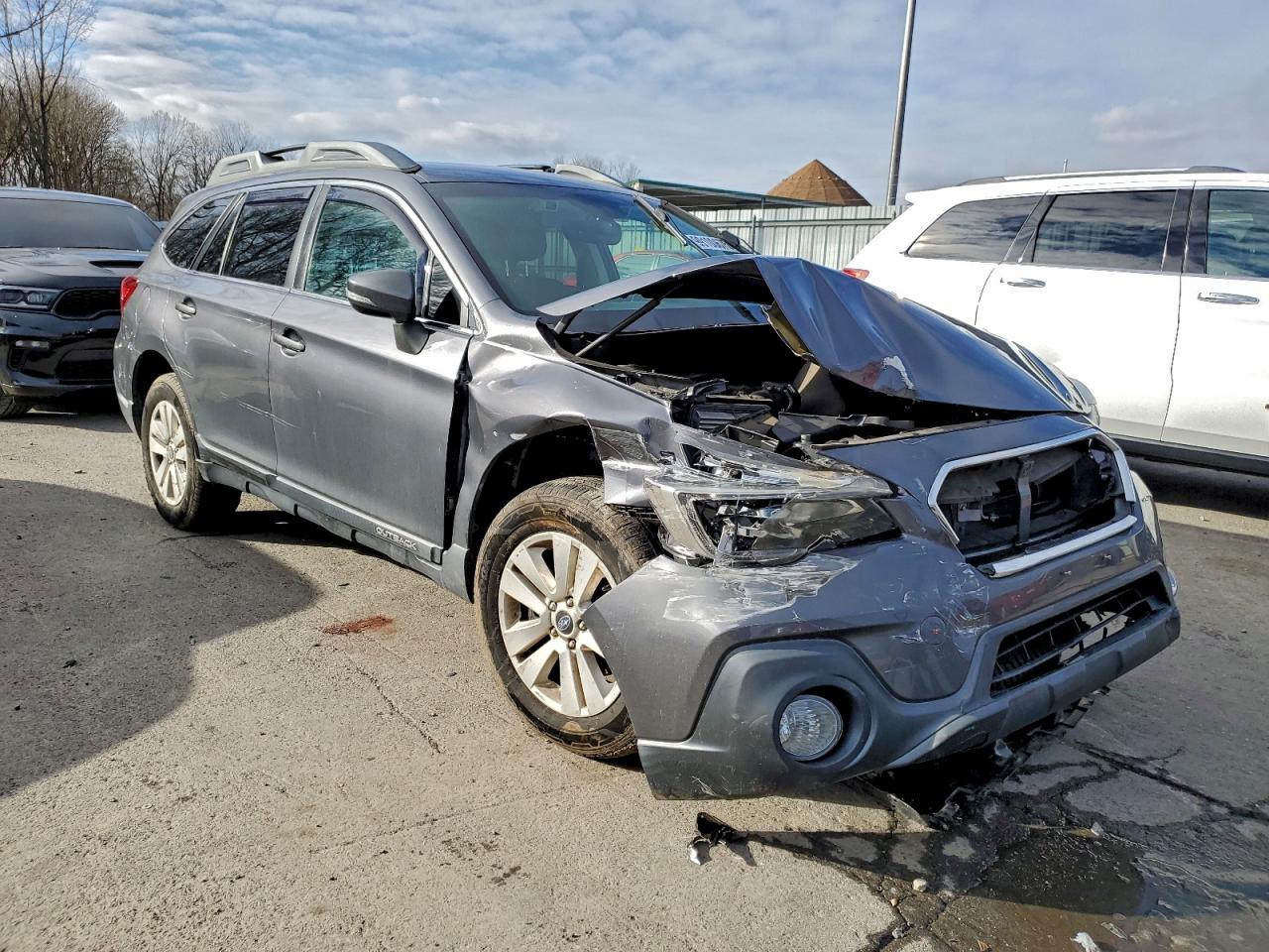 Subaru Outback 2.5i Premium Image 3