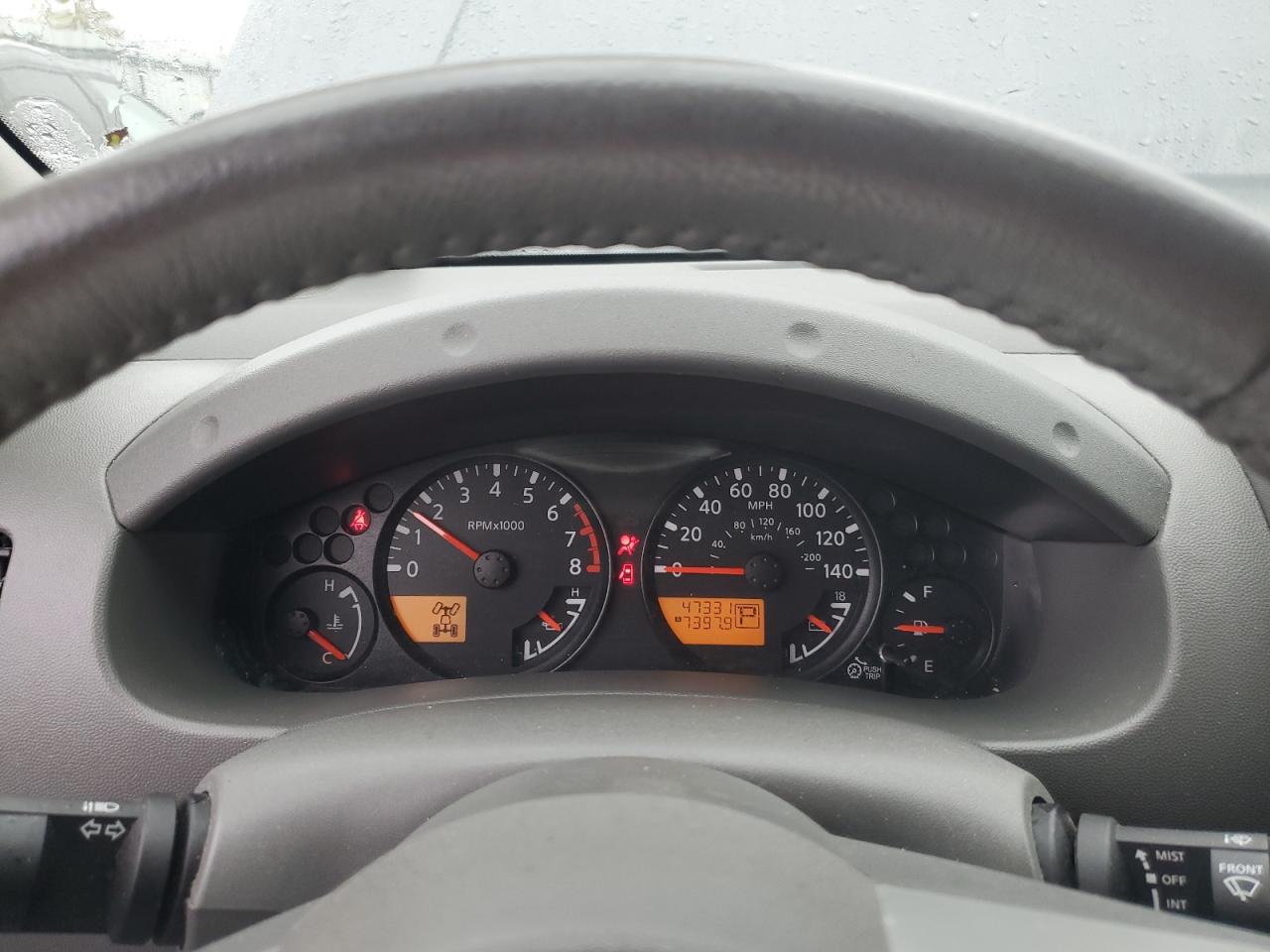 Nissan Frontier S Image 8