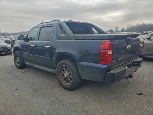 Chevrolet Avalanche K1500 Image 3