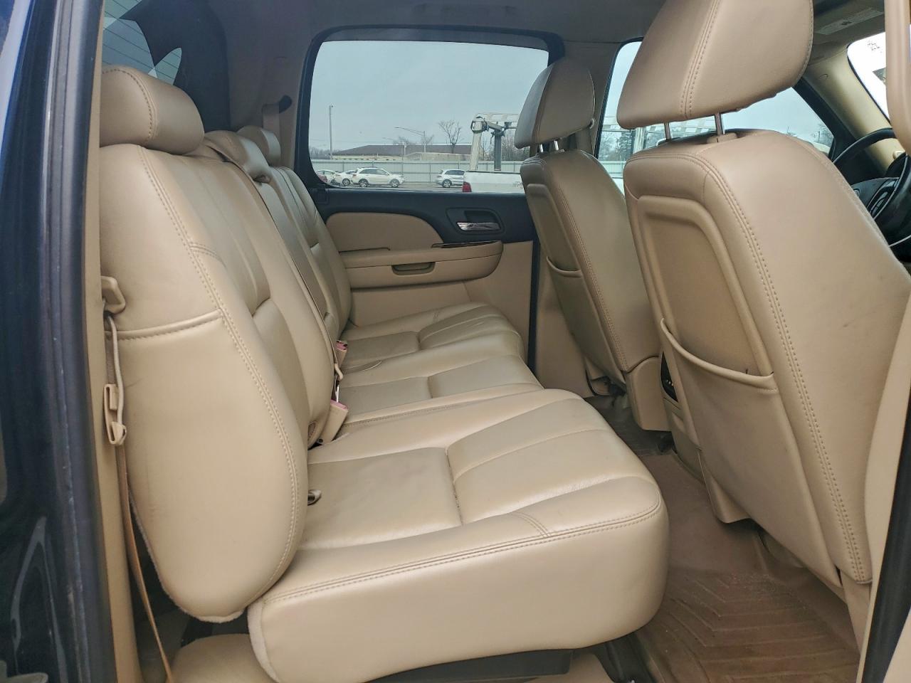 Chevrolet Avalanche K1500 Image 10