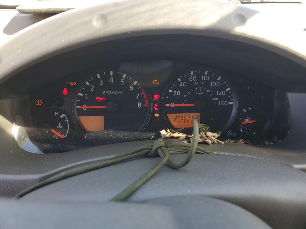 Nissan Frontier S Image 11