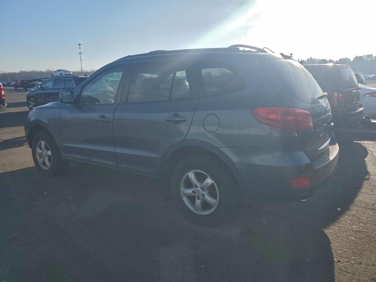 Hyundai SANTA FE Gls Image 6