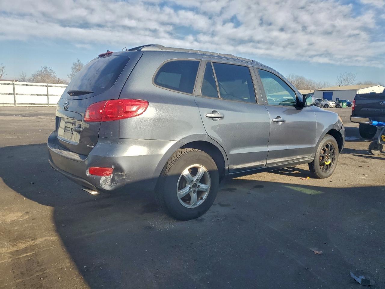 Hyundai SANTA FE Gls Image 2