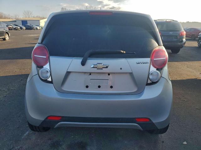 Chevrolet Spark 1lt Image 6