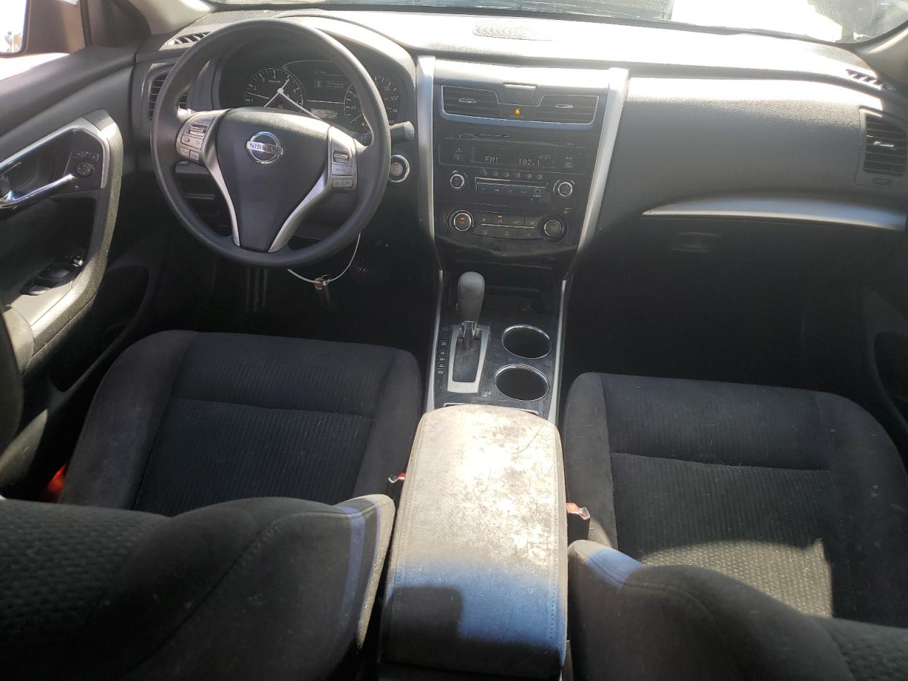Nissan Altima 2.5 Image 3
