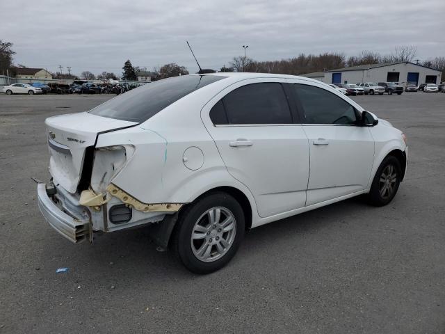 Chevrolet Sonic Lt Image 2