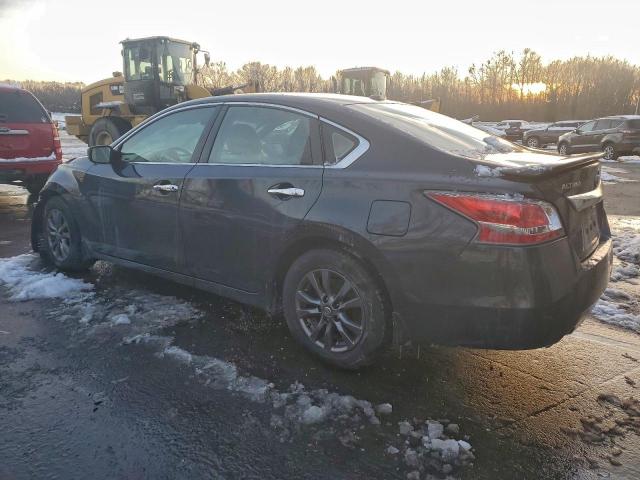 Nissan Altima 2.5 Image 5