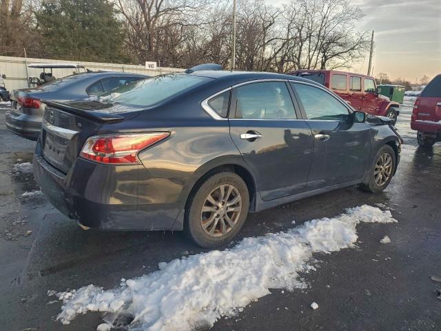 Nissan Altima 2.5 Image 3