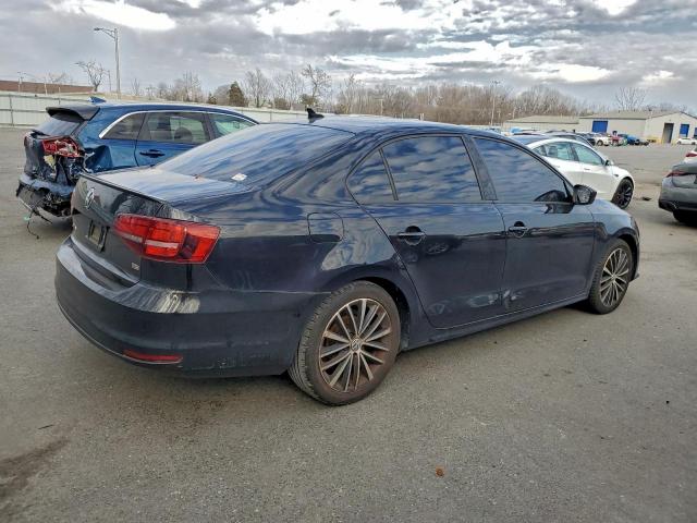 Volkswagen Jetta Sport Image 9