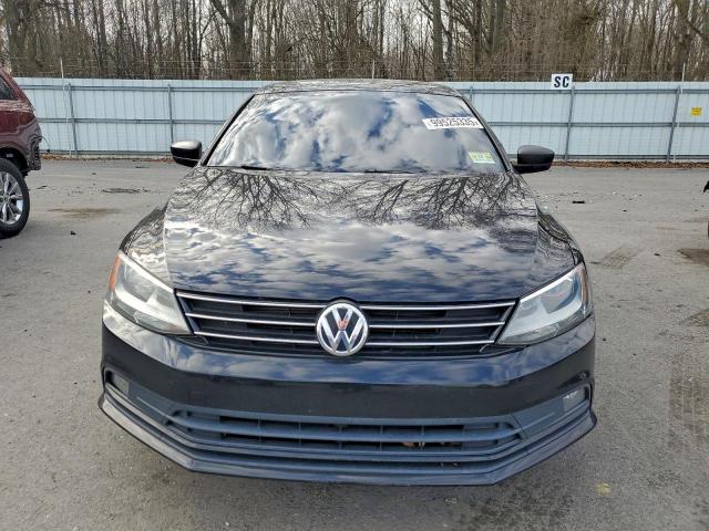 Volkswagen Jetta Sport Image 4