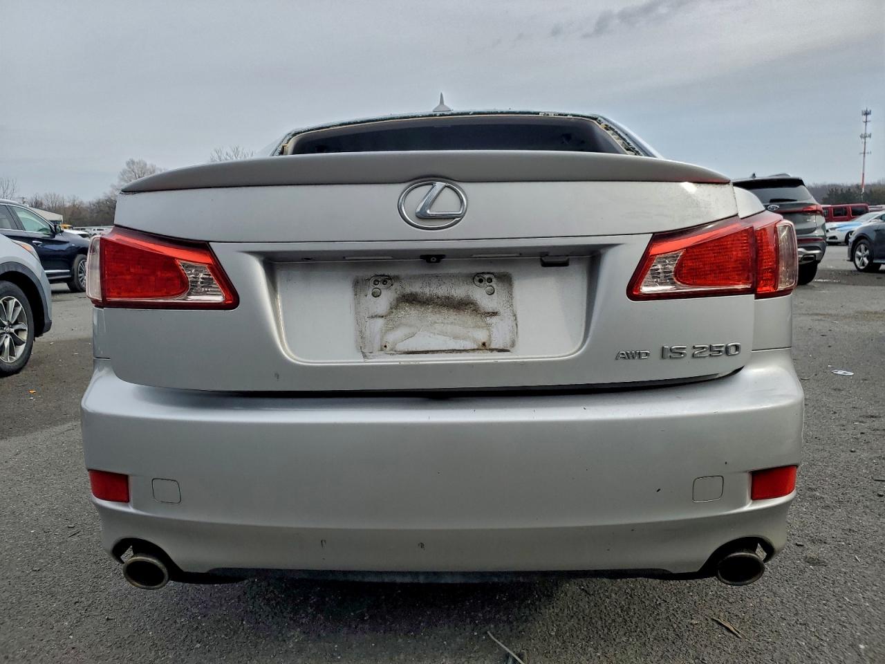 Lexus Is 250 Image 8
